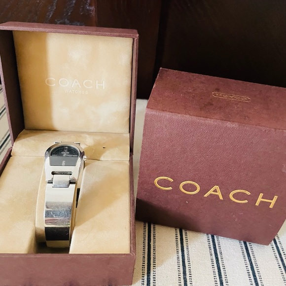 Coach Watch - Picture 3 of 6